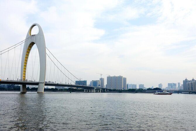 Private Guangzhou Night Tour VIP Cruise and Dim-Sum Dinner Option - Key highlights you’ll actually care about