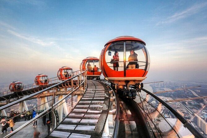 Private Guangzhou Night Tour with Canton Tower and Pearl River VIP Class Cruise - First Up: Canton Tower and the City’s Night Glow