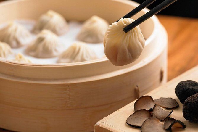 Private Half-Day Shanghai Tour with Din Tai Fung Dining - Yu Garden (Yuyuan): traditional garden time, included entry, practical tips
