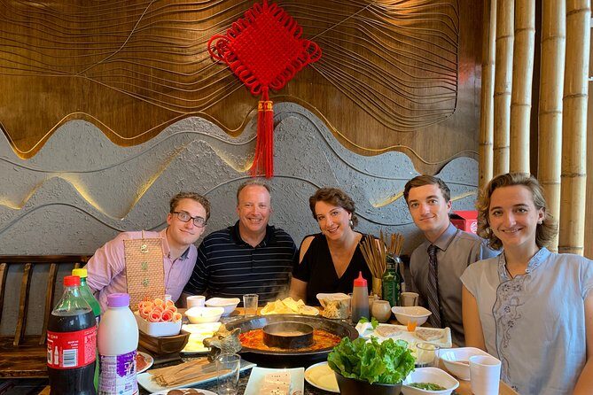 Private Half-Day Tour in Sichuan Culture Show with Hot Pot Dinner in Chengdu - Choosing your guide and making the meal make sense
