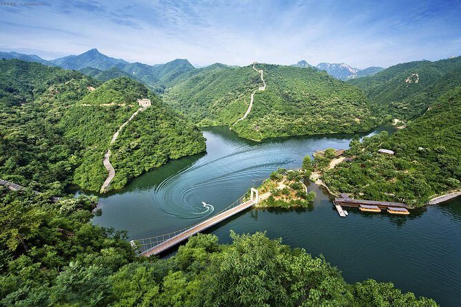Private Hiking Day Trip to Huanghuacheng Water Great Wall - Huanghuacheng’s Water Great Wall: Why This Section Feels Special