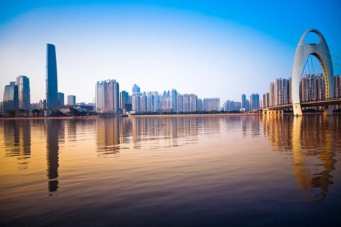 Private Historical Tour: Guangzhou City Sightseeing Including Lunch - Chen Clan Ancestral Hall and the Guangdong Folk Art Museum