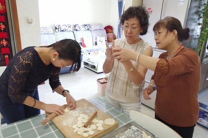 Private Home Cooking Class:Dumpling Cooking Class Tour in Xi'an - A private Xi’an home class with guides like Tilla, Dodo, and Lily