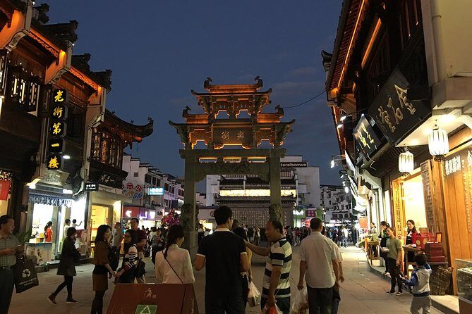 Private Huangshan 4-Day Tour to Visit Yellow Mountain and Hongcun Village - Hongcun Ancient Village: Ming-Qing style streets and the “slow hour” effect