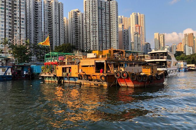 Private Introduction to Hong Kong Walking Tour - Victoria Peak: the view that turns Hong Kong into a place