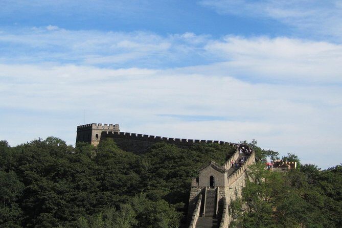 Private Mutianyu Great Wall Tour With English Speaking Driver - Walking the wall: what the driver will help you notice