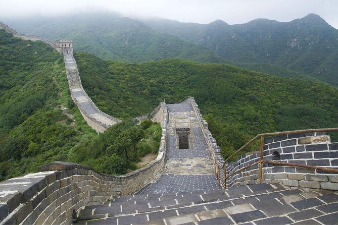 Private Mutianyu Great Wall Tour With English Speaking Driver - Lunch, souvenirs, and the extras you’ll want to plan for