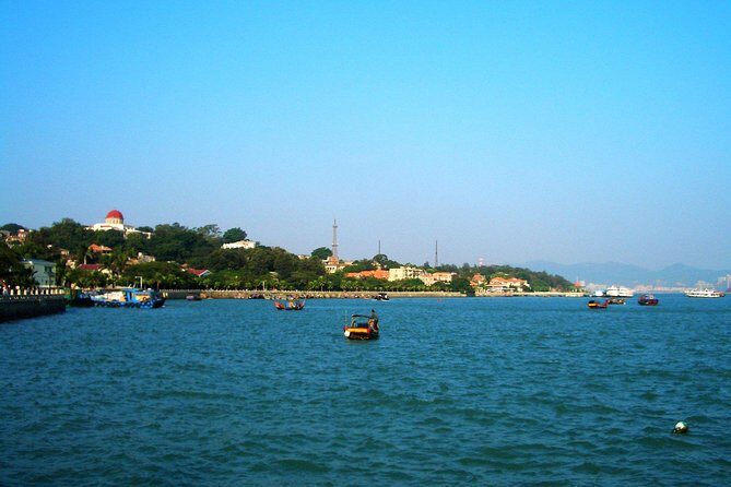 Private One Day Xiamen And Gulangyu Highlight Tour Including Lunch - One Day, Two Worlds: Gulangyu First, Xiamen After