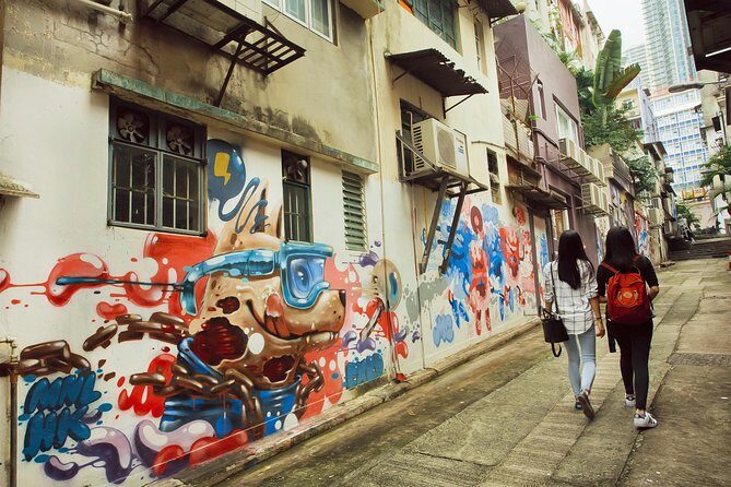 Private & Personalized Hong Kong Street Art Tour with a Local - Hollywood Road’s Murals: Famous Face and Fine Print