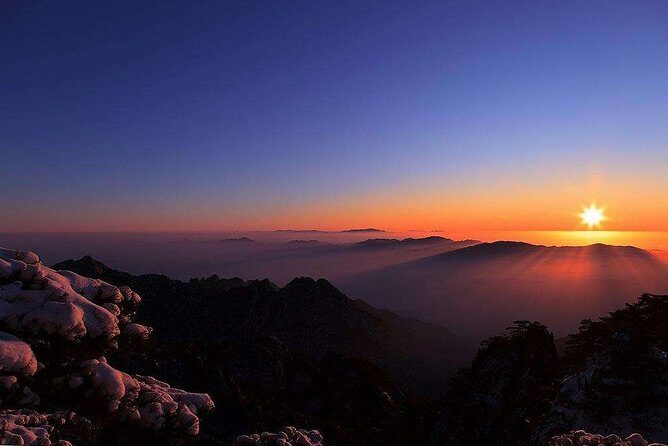 Private Photography Day Tour of Huangshan Yellow Mountain - Xihai Great Canyon: the West Sea walk for the second photo hit