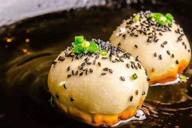 Private Shanghai Foodie Adventures with Rooftop Bar Hopping - Nanshi Old Town Dim Sum: Classic, Fast, and Photo-Friendly