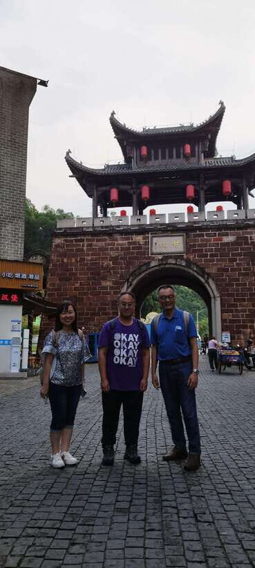 Private Shenzhen Day Tour from Hong Kong - Upper Hills Tower 1 and the Mandarin Oriental 78/F sky view