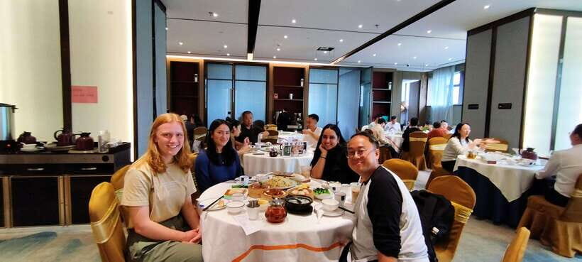Private Shenzhen Day Tour from Hong Kong - How the private transport keeps the day moving (and what can still slow it)