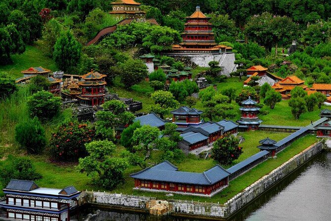 Private Shenzhen Day Trip from Guangzhou by Roundway Bullet Train - Luohu Cultural Park and the AI Self-Driving Bus Moment