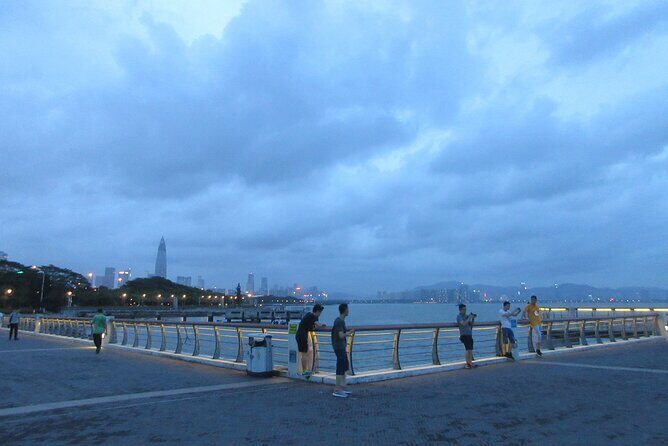 Private Shenzhen Evening Tour With Shenzhen Top Scenic Spots - Pickup, taxi/Didi rides, and how to keep your evening smooth