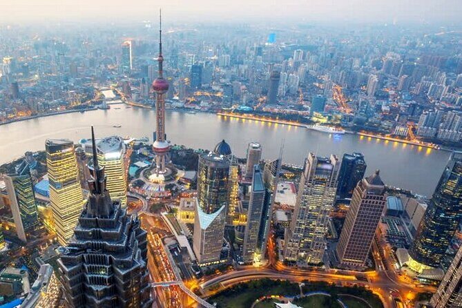Private Street Food Walking Tour with Shanghai Tower Option - Shanghai Tower Option: The Skybridge Walk and the Tallest Deck Moment