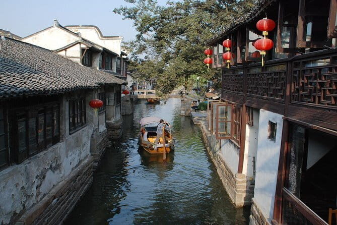 Private Suzhou & Zhouzhuang Water Village Day Tour - Why Suzhou and Zhouzhuang in one day makes sense