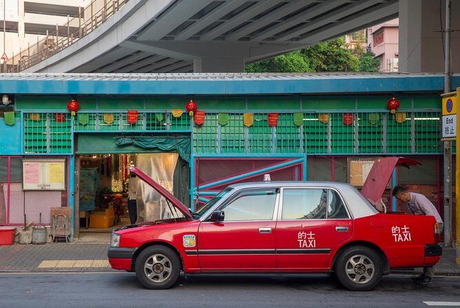 Private Tour: Customized 6-Hour Hong Kong City Tour - Stop 6: Sheung Wan’s Old Port Suburb Feel