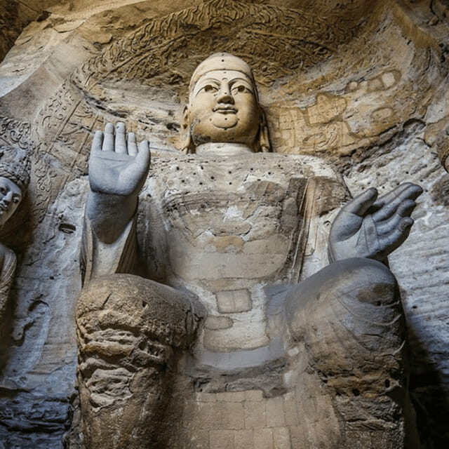 Private Tour Datong Hengshan Hanging Temple Yungang Grottoes - Lunch and the Datong food market stop: Dao Xiao Mian the right way