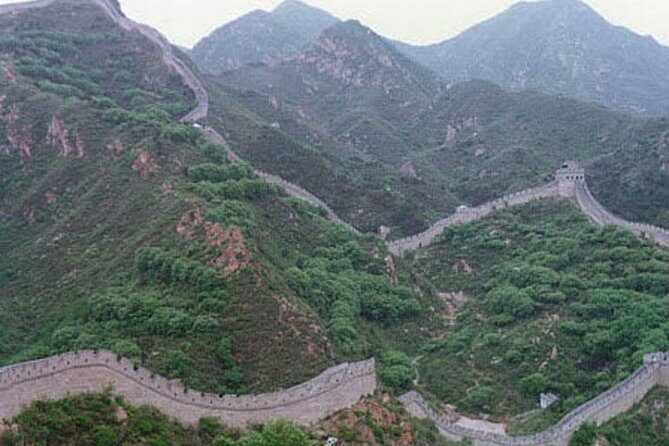 Private Tour: Half-Day Tour to Great Wall at Juyongguan - Hotel pickup and private transport: the real value
