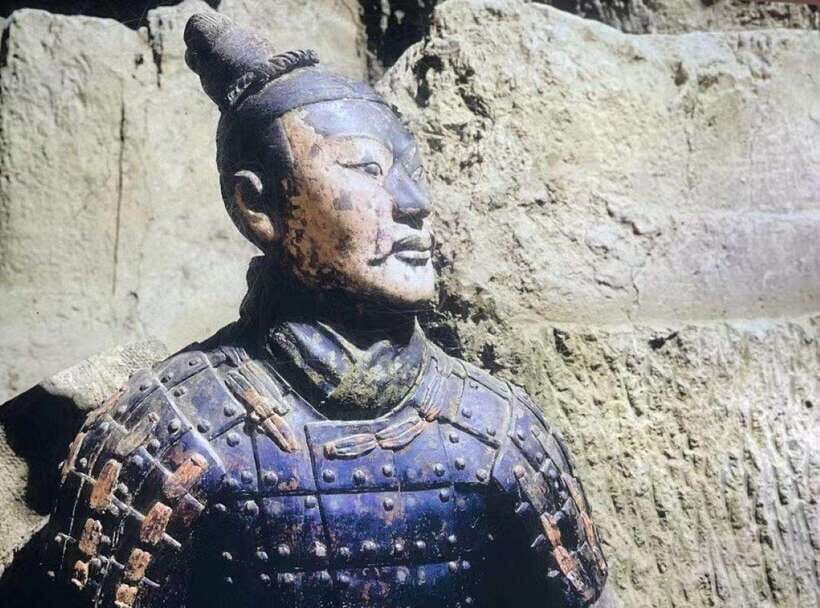Private Tour of Terracotta Army & Tomb of First Emperor - The guide makes the emperor make sense