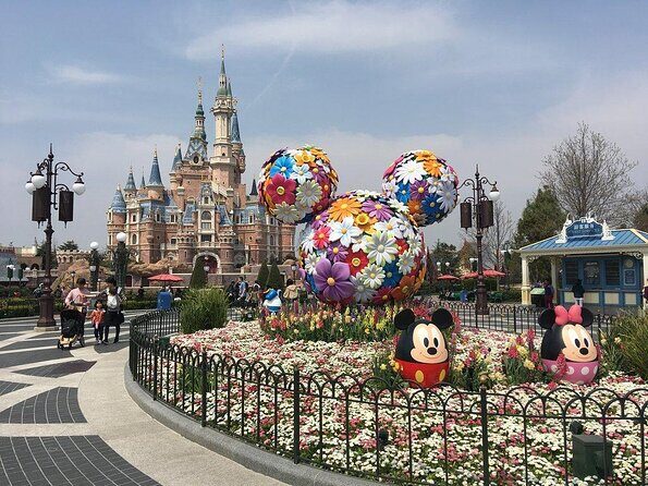 Private Transfer from Shanghai Pudong Airport to Shanghai Disneyland - Key Things That Make This Transfer Work