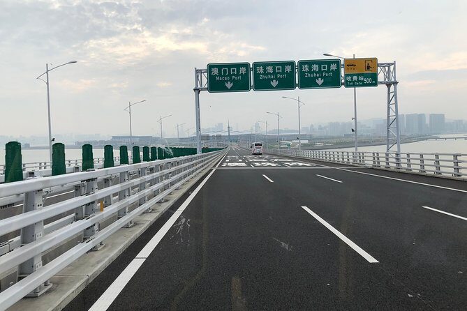 Private Transfer: Hong Kong to Macau via Zhuhai Bridge - How Immigration Works While You Stay Seated