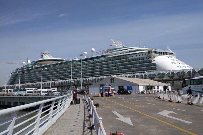 Private Transfer: Shanghai Wusongkou Cruise Terminal (Baoshan Port) to Hotel - When English helps (and when it doesn’t): your best language strategy