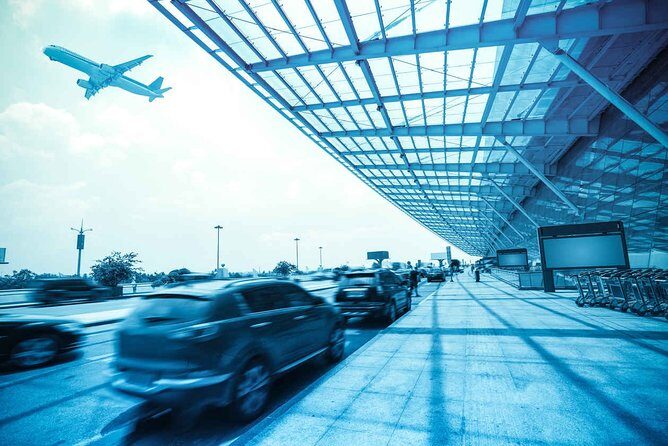 Private Transfer to Shanghai Pudong Airport from Hangzhou - The private car experience: comfort, size, and solo focus