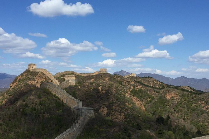 Private Trekking Tour from Gubeikou to Jinshanling Greatwall - Stop 2 at Jinshanling: Defensive Architecture and Watchtower Overload (In a Good Way)