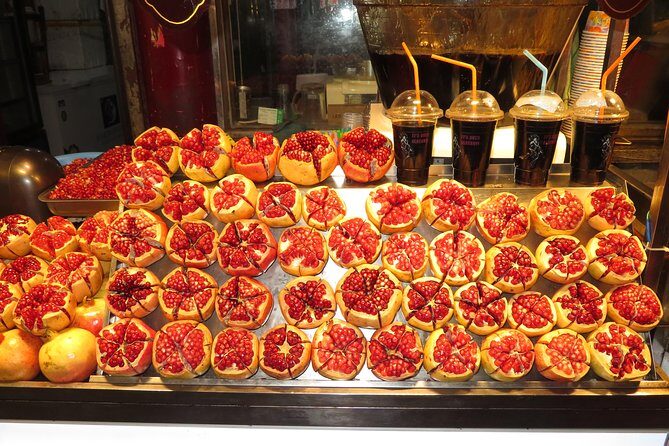 Private Xi'an Foodie Tour by Tuktuk - Meeting at Hilton Xi’an and how the 3 hours usually feel