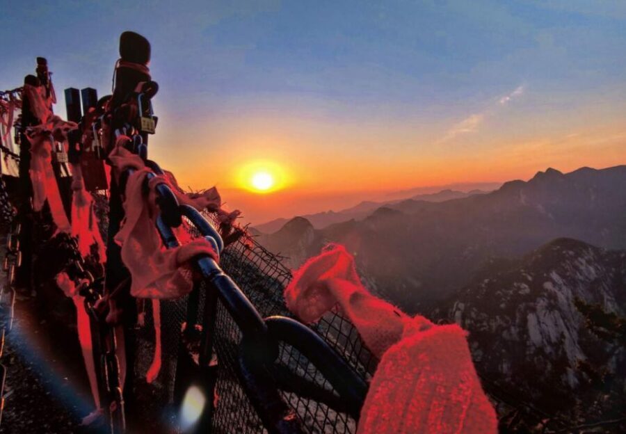 Private Xian Mt. Huashan Adventure Tour: Explore in Your Own - Tips to make your Huashan day smoother