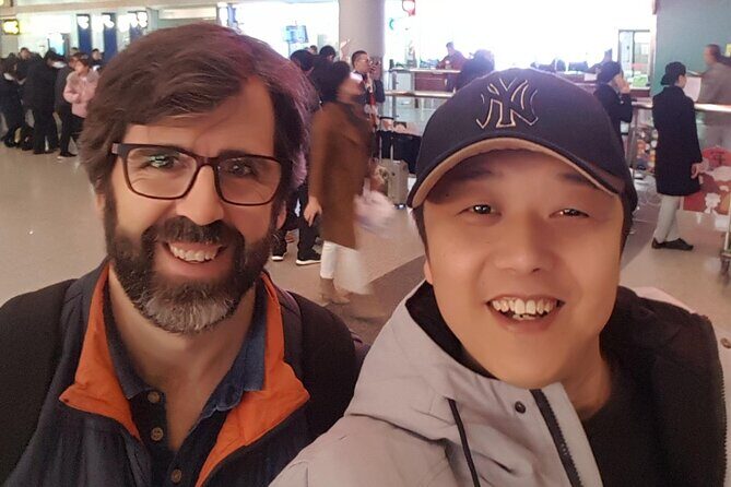 Pudong Airport to Hangzhou: Private with Meet and Greet Service - From Shanghai airports to Hangzhou hotels: the real-world value