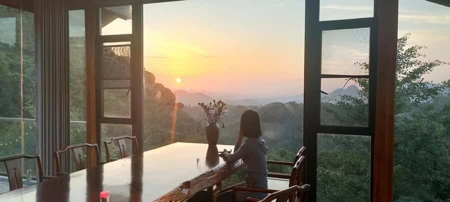 Qixianfeng Tea Plantation Tour in Yangshuo - What you’ll likely notice: kind guides and a peaceful pace
