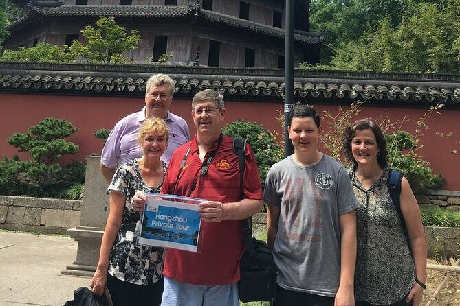 Remarkable Hangzhou Day Tour Of Serenity and Beauty of Nature - Guo’s Garden: Song-era tea houses in a calmer pocket