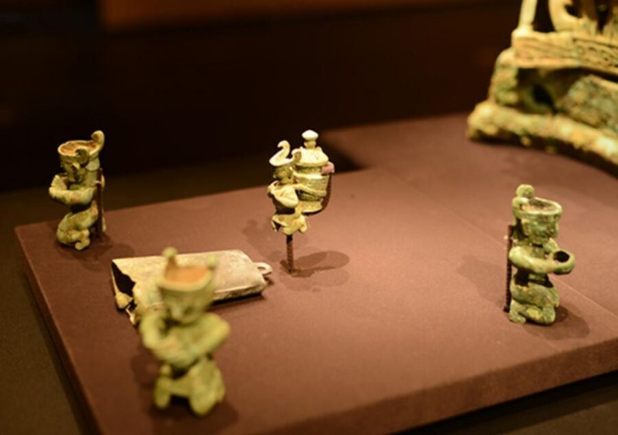 Sanxingdui Museum Small Group Tour with Optional Panda Base - Key Highlights at a Glance