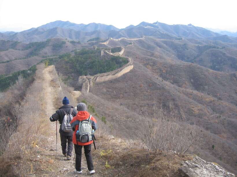 Self-guided challenging hiking from Jinshanling to Gubeikou - Walking westward across Jinshanling: up-and-down that stays interesting