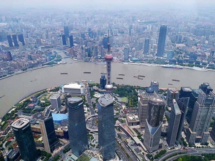 Shanghai: 4-Hour Private Customizable City Tour - The Bund and World Architecture Walk Along the Huangpu