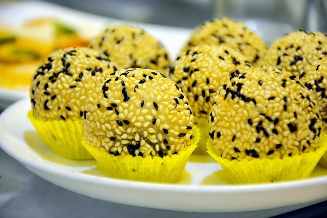 Shanghai Acrobatic Show and Late Dim Sum Dinner - Who should book this (and who might not love it)