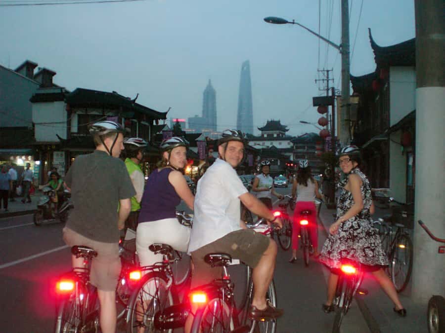 Shanghai Charming Night Small Group Bike Tour - The Bund at Night: The Skyline Stop You Should Plan Around