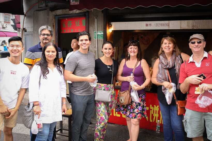 Shanghai Coffee & Breakfast Tour - Street-fried fish: the sauce-soaked star