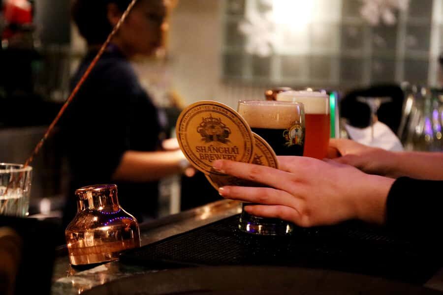 Shanghai: Craft Beer Tasting in Former French Concession - Meeting Jim at the Xintiandi Langham and getting the pace right