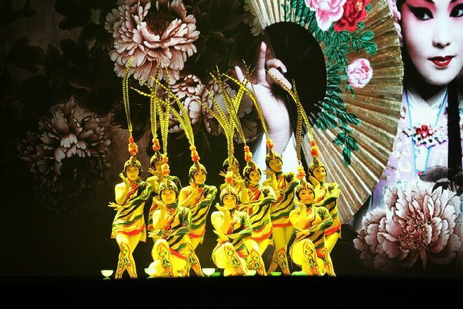 Shanghai Dinner and Acrobatics Show - A 5 p.m. Dinner-and-Show Plan That Works in Shanghai