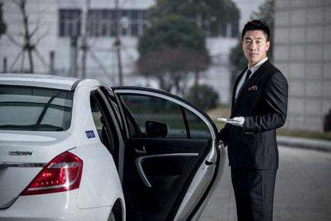 Shanghai Downtown Hotel to Pudong Airport One Way Private Transfer - Choosing the Right Vehicle for Real Luggage Space