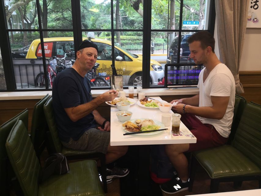 Shanghai: Full Day Classic Bike Tour With an Authentic Lunch - Lunch in the French Concession: the meal is part of the itinerary