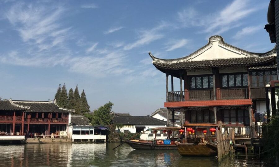 Shanghai Highlights and Zhujiajiao Water Town Private Tour - The Bund and Huangpu River Views: Getting Shanghai’s Shape