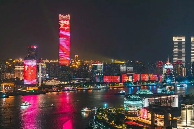 Shanghai Huangpu River Night Cruise with Buffet Dinner - Guides and Photo Help: When the Sights Click Faster