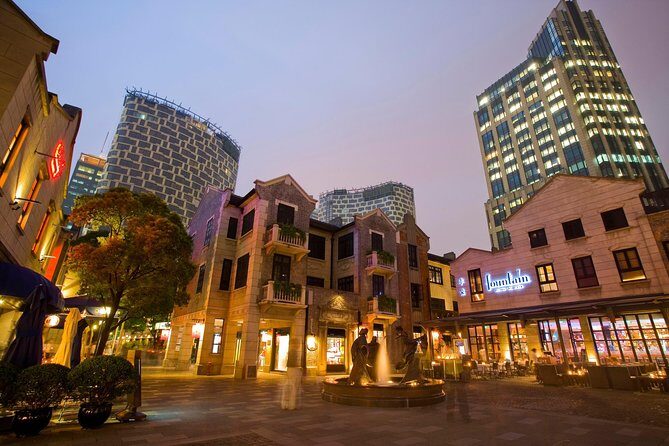 Shanghai in a Day: A Whirlwind Tour of the City's Highlights - Yu Garden and Yuyuan Old Street: Ming-era calm in a shopping district