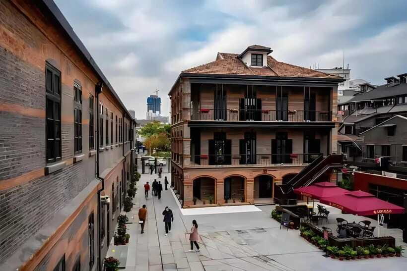 Shanghai: Jewish Ghetto and Shanghai Bund Private Tour - Who should book this private tour