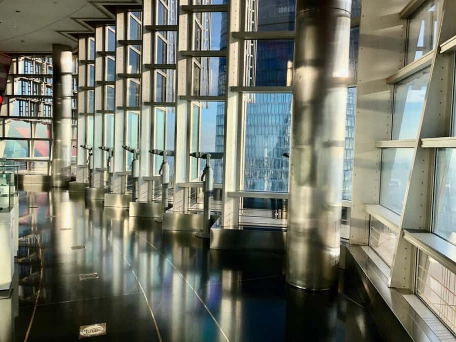 Shanghai Jinmao Tower 88th floor sightseeing hall - Optional Skywalk: how weather can change your day